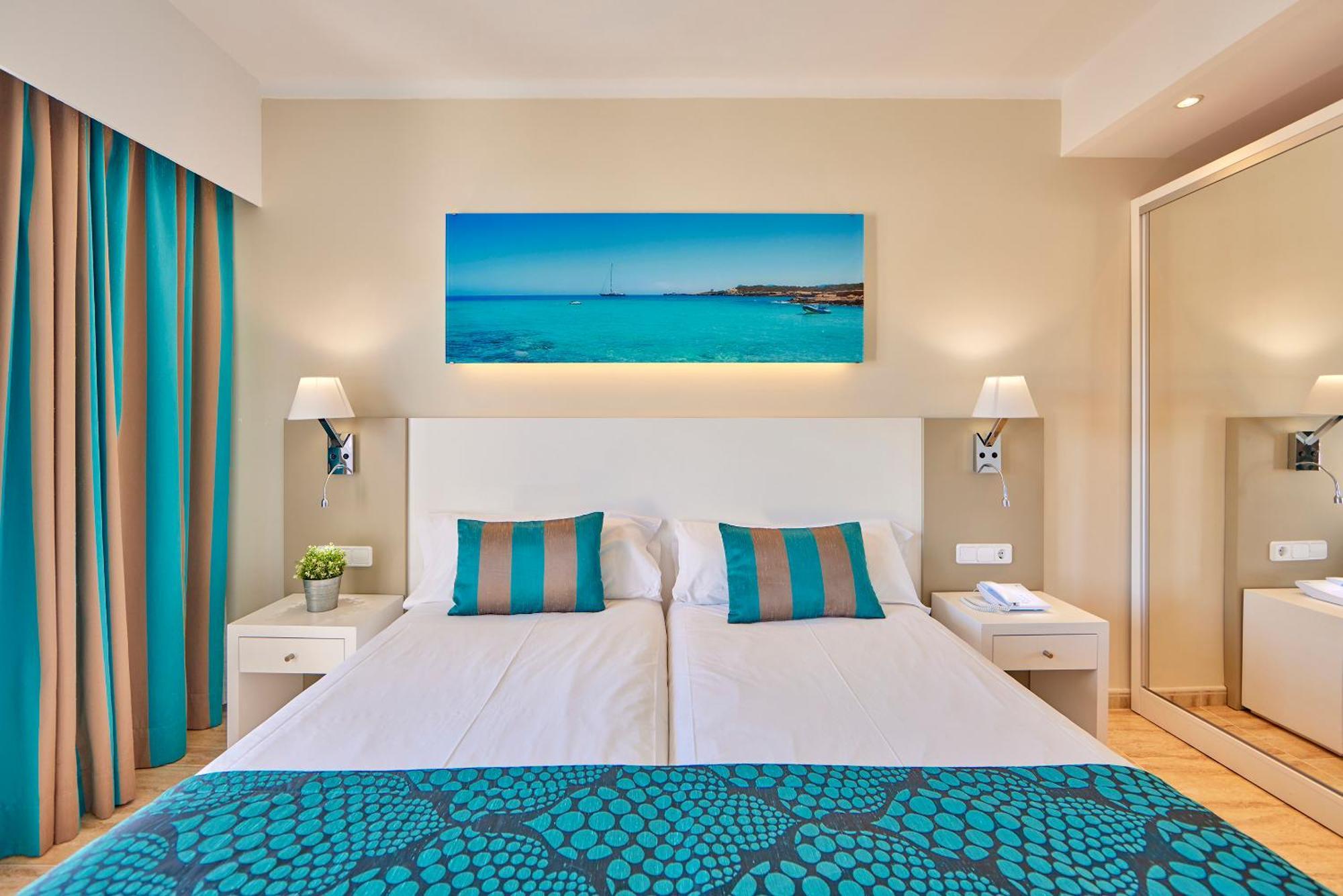 Universal Hotel Lido Park & Spa Peguera Ngoại thất bức ảnh