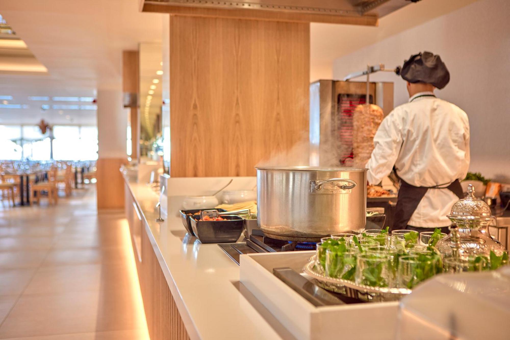 Universal Hotel Lido Park & Spa Peguera Ngoại thất bức ảnh